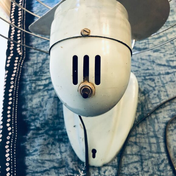 Vintage fan (McGraw-Edison Company) - Picture 4 of 5